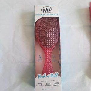 Wet brush, original detangler, hair brush